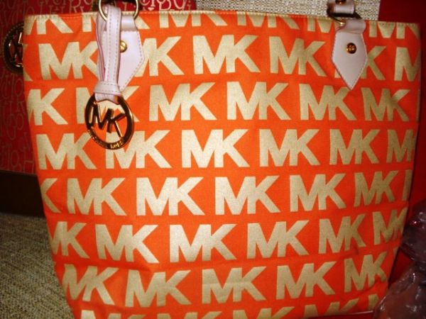 Bolsa Grande com Detalhes